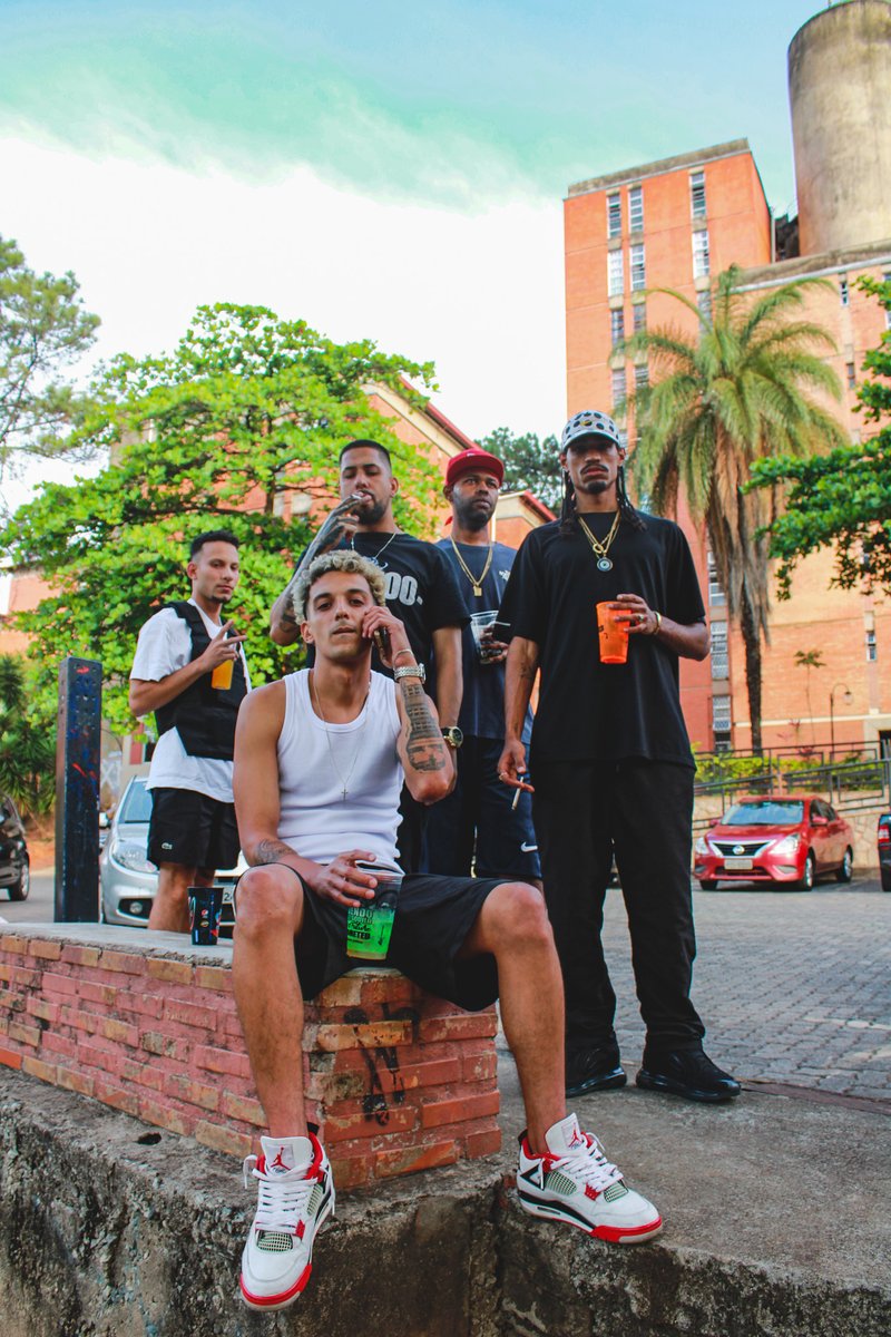 tropie_ced's tweet photo. "Vulgo Tropie''

Mês que vem minha primeira faixa solo 💨

📸: @jzmavv https://t.co/UXMr6mLfJP