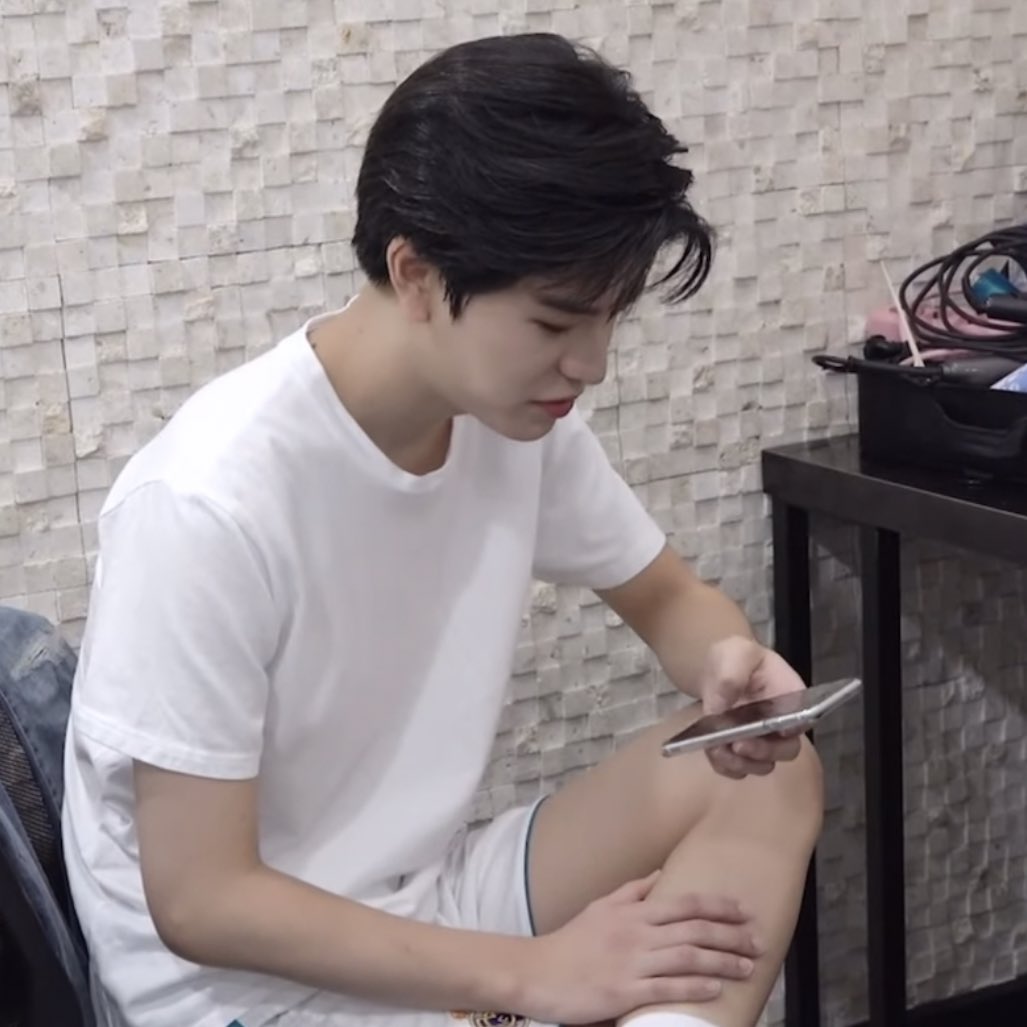 luvistay's tweet photo. this kim seungmin >>> https://t.co/e3WyUXGs87