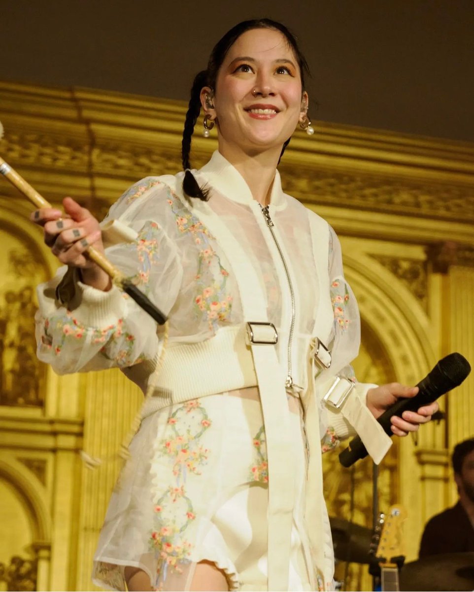 British media is really something else 😂