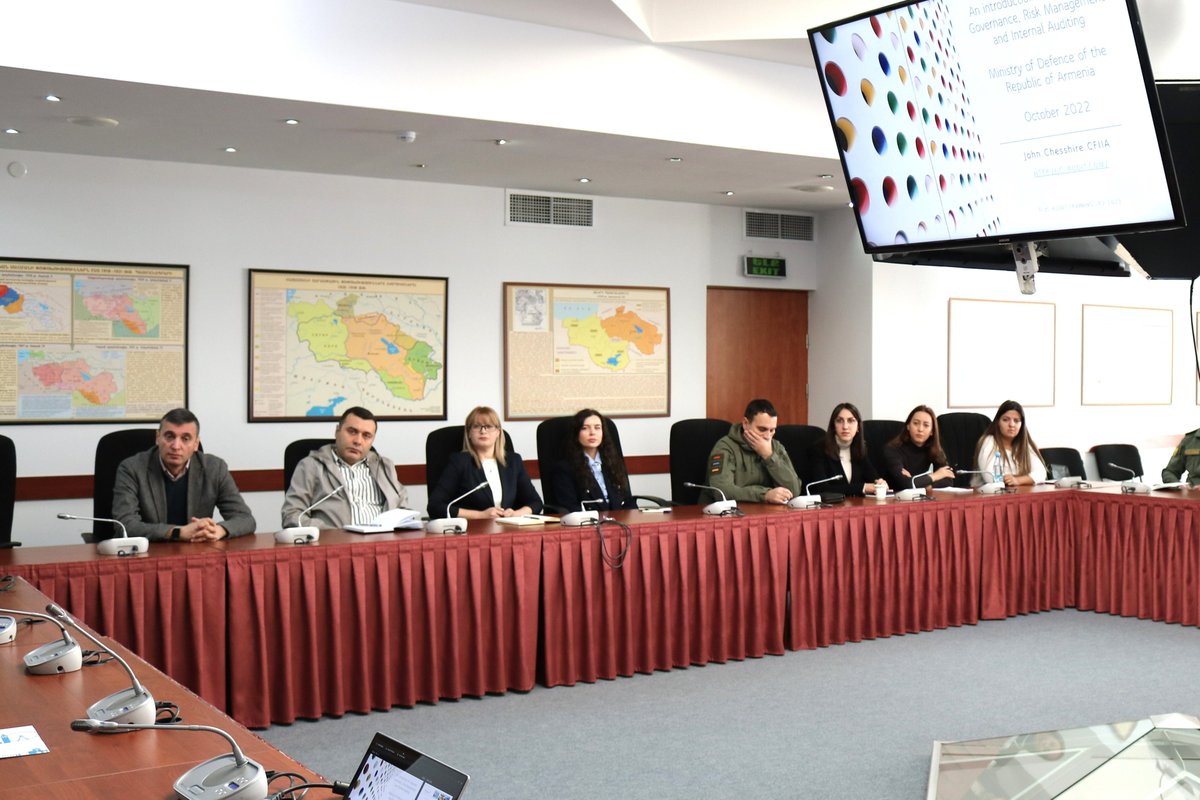 UKinArmenia's tweet photo. W/ UK🇬🇧 support, 30 staff from @ArmeniaMODTeam &amp; Standing Committee on Defence &amp; Security of the Parliament of Armenia🇦🇲 will participate in Defence Internal Audit &amp; Risk Management professionalisation programme to be able to apply intl internal auditing standards in Armenia. https://t.co/S8kaNdyX8b