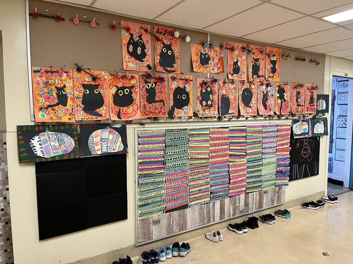 Pumpkin patterning and spooky black cats. Clues that Grade 1 is getting ready for #Halloween. 🎃🐈‍⬛👻