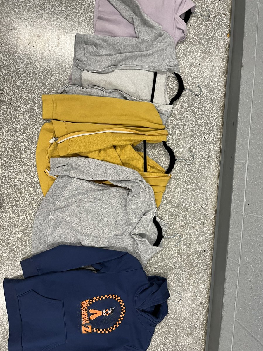 TMESMusic's tweet photo. Lost and Found, an ongoing thread: @TMESEagles #tmeseagles https://t.co/6ByR9DzuWi