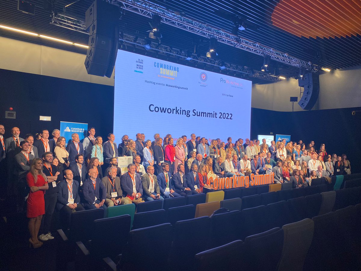CushWakeSPAIN's tweet photo. Seguimos en la quinta edición de Coworking Summit de @ProWorkSpaces con la entrevista de Javier Bernades, International Partnert, Miembro del Consejo y Director de Oficinas de C&amp;W España a Ismael Clemente, CEO de #MerlinProperties.

#Proworkspaces #Flexspace https://t.co/UxY2NO8DAu