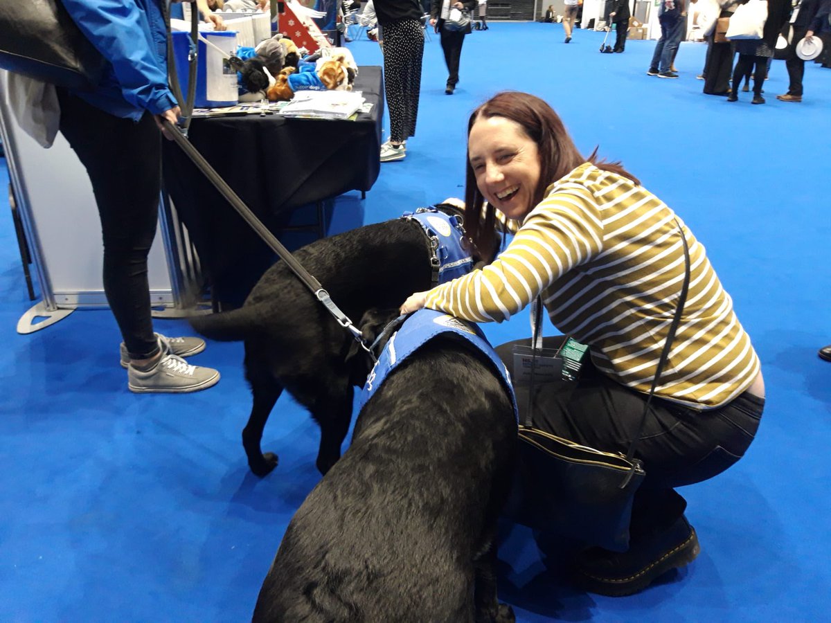 Every congress needs doggos. 🐶