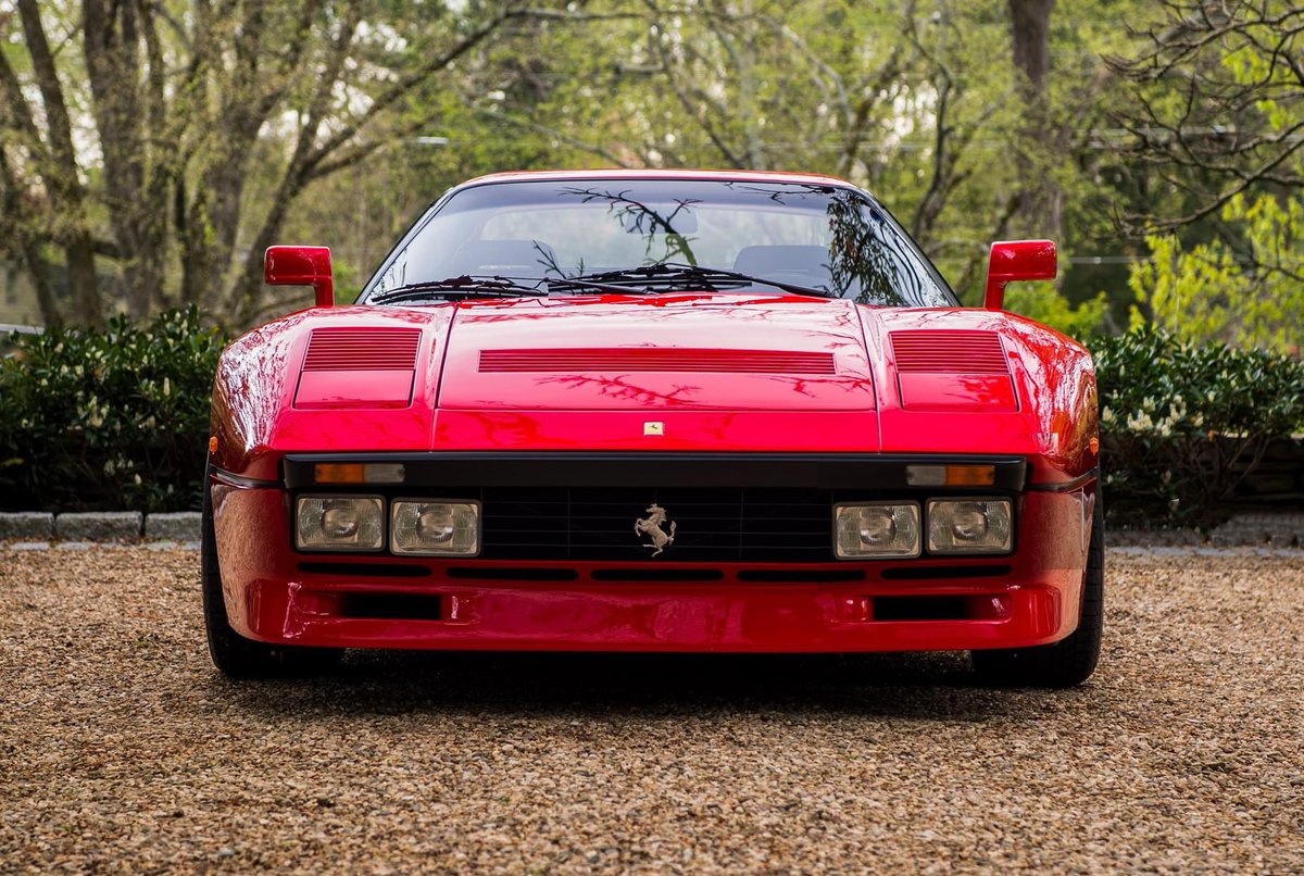 chasinglimits1's tweet photo. Wicked presence of this Ferrari 288 GTO 🔥 #Ferrari #Ferrari288 #FerrariGTO #supercar #essereFerrari https://t.co/woP2sB0GLN