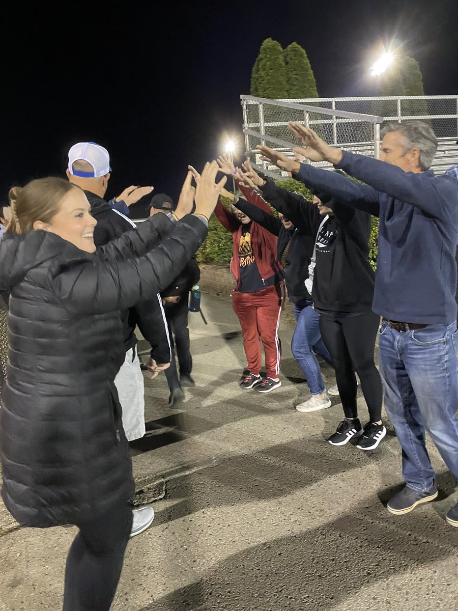 ErinMO12's tweet photo. @KHSAA Our officials had a great cheering section last night! We would love to have more join this great officiating community this year! Congrats to Craig, Lauren &amp; Chris for a great game! https://t.co/852nfy3GnC