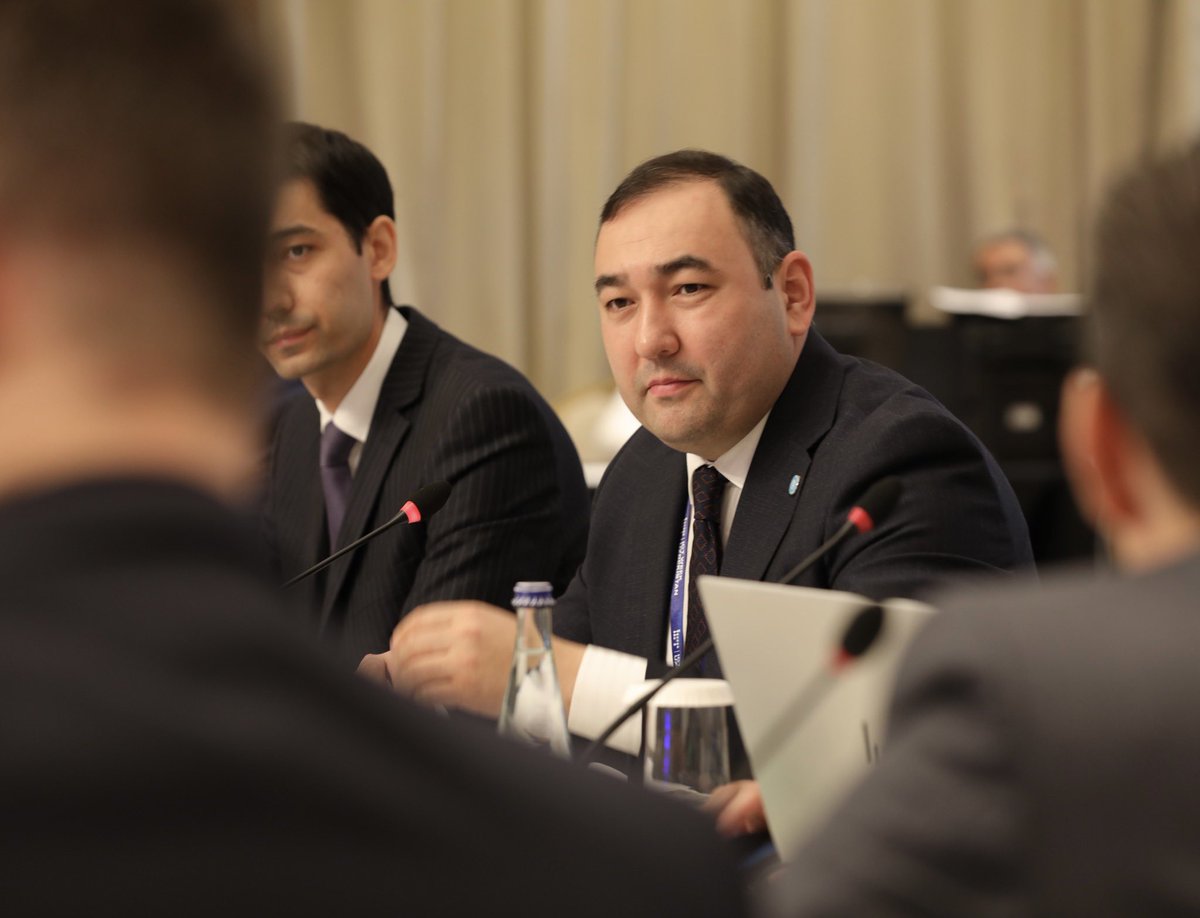 AMirvokhid's tweet photo. We had a productive meeting of the @Turkic_States Working Group on ICT in #Samarkand🇺🇿 within“ICT-WEEK”.
Adhering to project based approach, we discussed various practical issues, including the #DigitalSilkWay connecting our countries through the #CaspianSea by fiber optic cable. https://t.co/aRuZvKDPIn