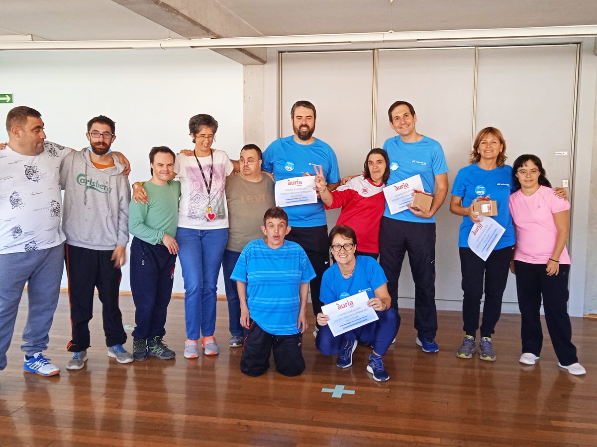 auria_grup's tweet photo. VOLUNTARIAT|
Rebem a professionals @caixabank_cat que ofereixen part del seu temps cooperant amb entitats com la nostra.
Un gust compartir activitats amb el compromís i els valors de persones extraordinàries!
#VoluntariatCorporatiu #Voluntariat #CABKAccióSocial #CABKSetmana https://t.co/ylQPoCXGQj