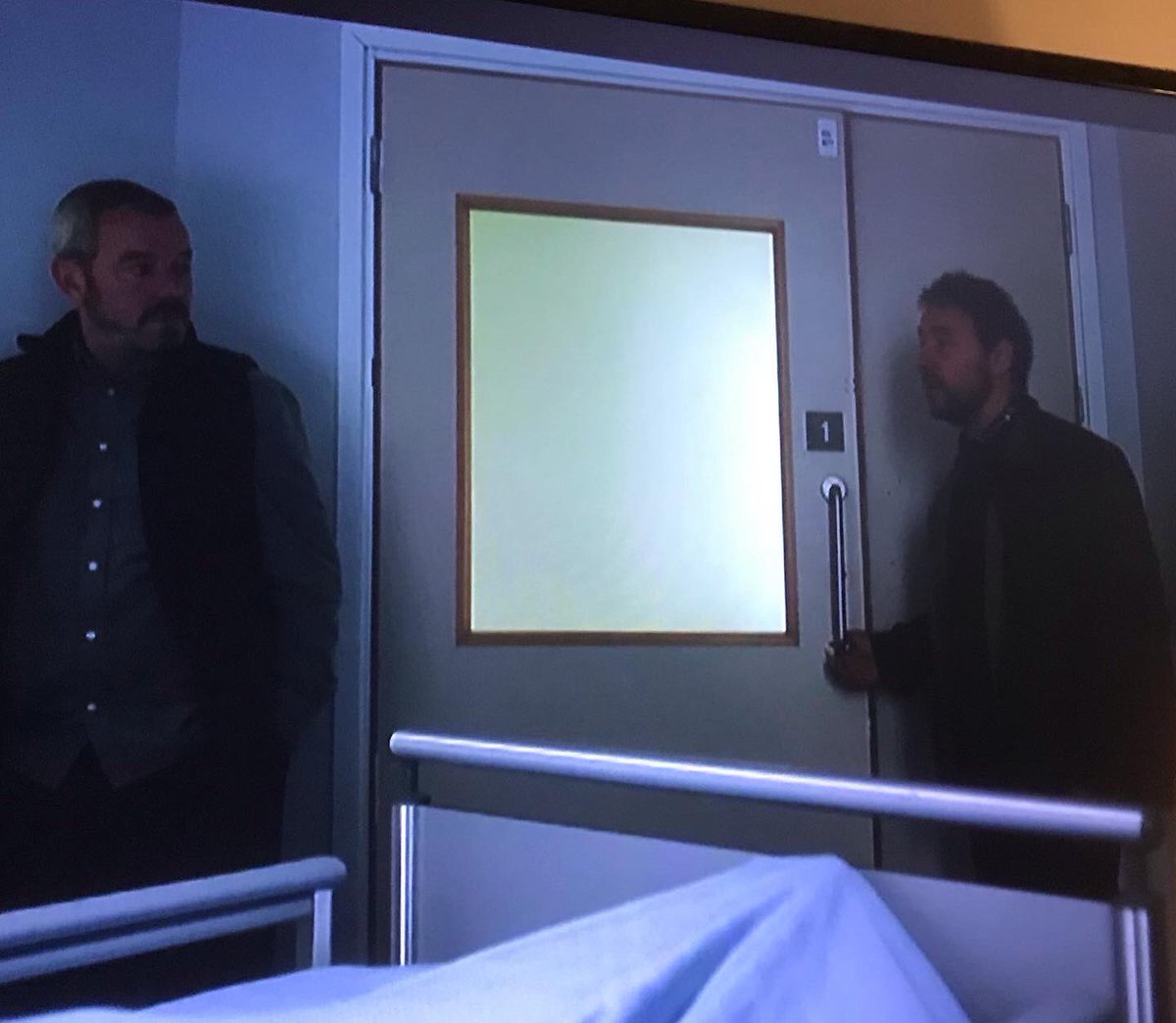 Enjoyed my cameo last night in the brilliant series ‘The Walk In’ with Stephen Graham on ITV last night. Well worth a watch (the series not me…) @itvdrama1 @StephenGraham73 @SoundcheckGrp