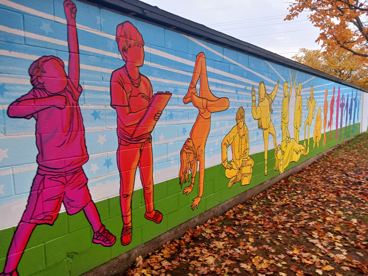 Have you driven by our westside club recently? 

A project, years in the making, began early this summer &amp; now is surrounded by in falling leaves. Mr. Craig and club members are nearing the home stretch of the Nagel Mural Project and we're so excited to celebrate its completion!