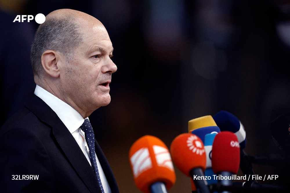 AFP's tweet photo. #UPDATE German Chancellor Olaf Scholz on Tuesday congratulated Rishi Sunak after he became Britain's third prime minister this year, and vowed to continue working together with London at NATO and G7 "as close friends" https://t.co/atNvXKIXiz