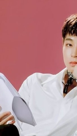 johnmaiier's tweet image. all out to sea, far away from the land

nanya ke temen "pacar gue dimana ya?" diledekin "di laut kali!" pas dicari malah beneran ketemu.

—minwon au