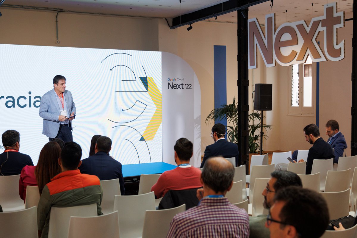 Google Cloud España tweet media