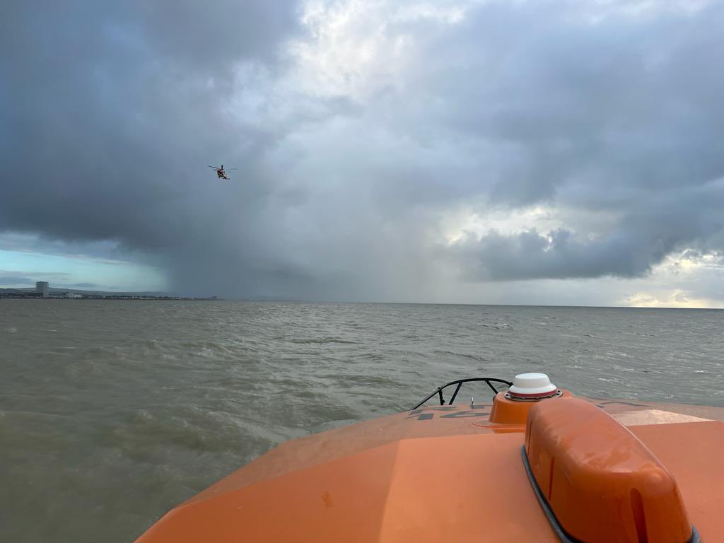 SLifeboatRNLI's tweet photo. Our all weather lifeboat was launched at lunchtime today to search for a person in the water reported to be in difficulty off #Hove along with @RNLIBrighton @ShorehamCG @NCGIncident &amp; CG coastguard helicopter rescue 175. After searching nothing was found #RNLI #GoodIntent https://t.co/YuTJM7qKRB