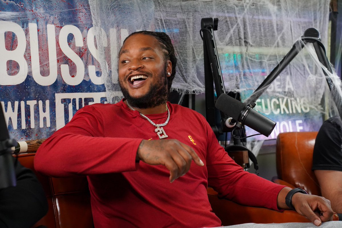 Incredible interview with two Tennessee legends, Chris Johnson & LenDale White. We cover a lot in this one but people are already saying Mount Bussmore. Audio is out now, YouTube @ 12PM linktr.ee/bussinwtb