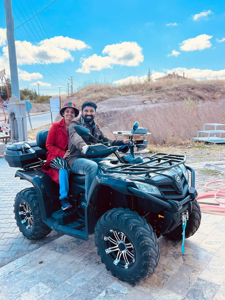 BalramVt's tweet photo. The journey continues ♥️
Happiest Anniversary dear Leader and Family😍
VT Balram💞Anupama Balram 
@vtbalram_brigade

#VTBalram #vtbalrambrigade #weddinganniversary #family #happyanniversary 
#KPCC #VicePresident #INCKerala 

#vtbalram #vtbalrambrigade https://t.co/GvueoJgbSM