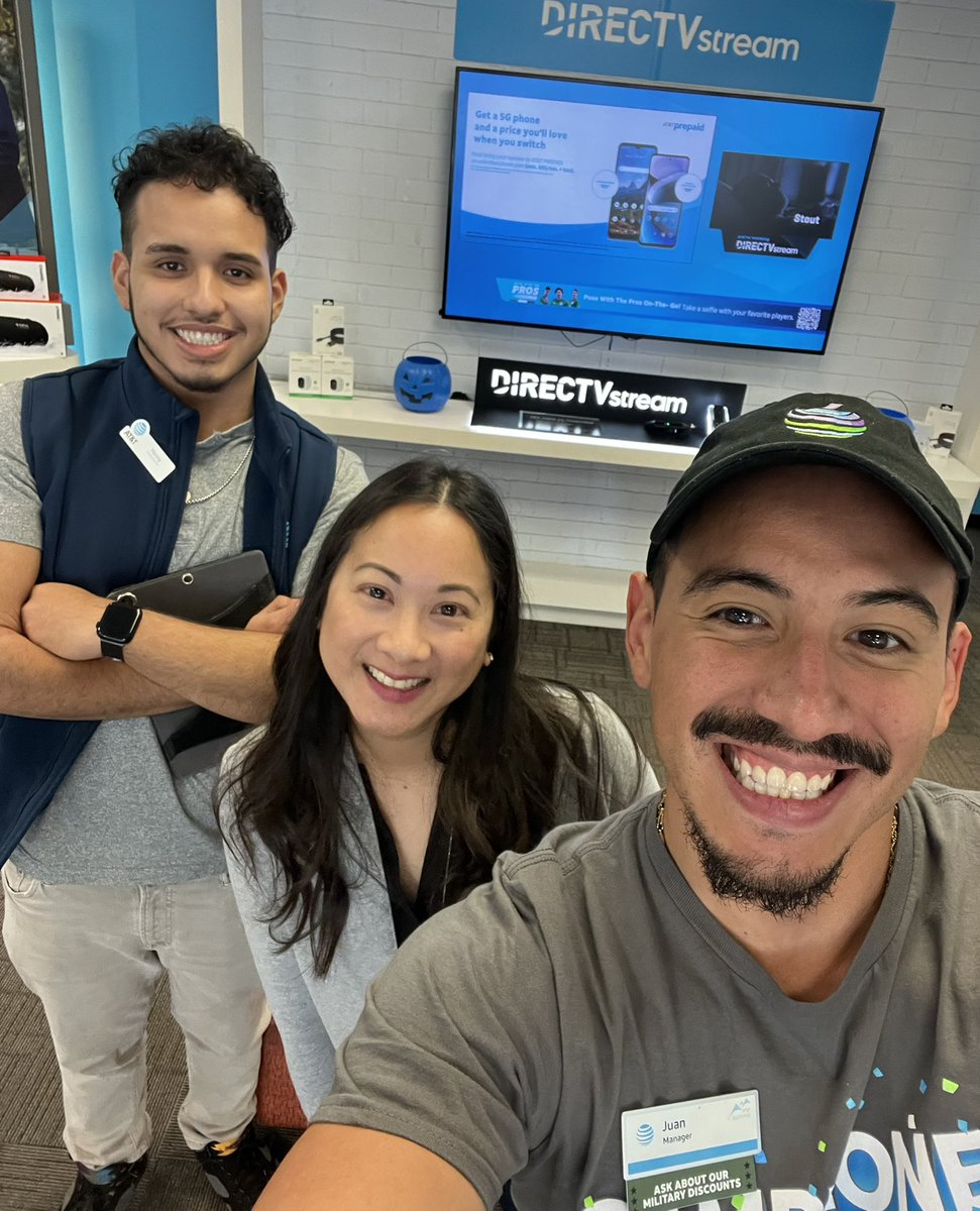 Had the great pleasure of having a visit from <a href="/PamC_MDP/">PamC_MDP</a> 😊 Gave me a great insight &amp; a different perspective towards my career 🙌🏼 #2022MDPLIFE <a href="/att_gonzalez/">Manuel Gonzalez</a> &amp; @StevieAlan got amazing insight on Velocity Program 🔥 We appreciate you stopping by 🙏🏼