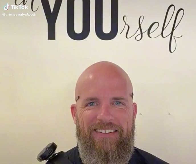 kitty2dakat's tweet image. Charming sociopaths are getting called out, left and right, and I’m here for it… I also consider myself to be a badass writer, so… mindfuck wisely, my friends!✊😜😘🤷🏻‍♀️

#HappyEclipse  #YeahIKnow instagr.am/tv/CkIuY_HpWbC/