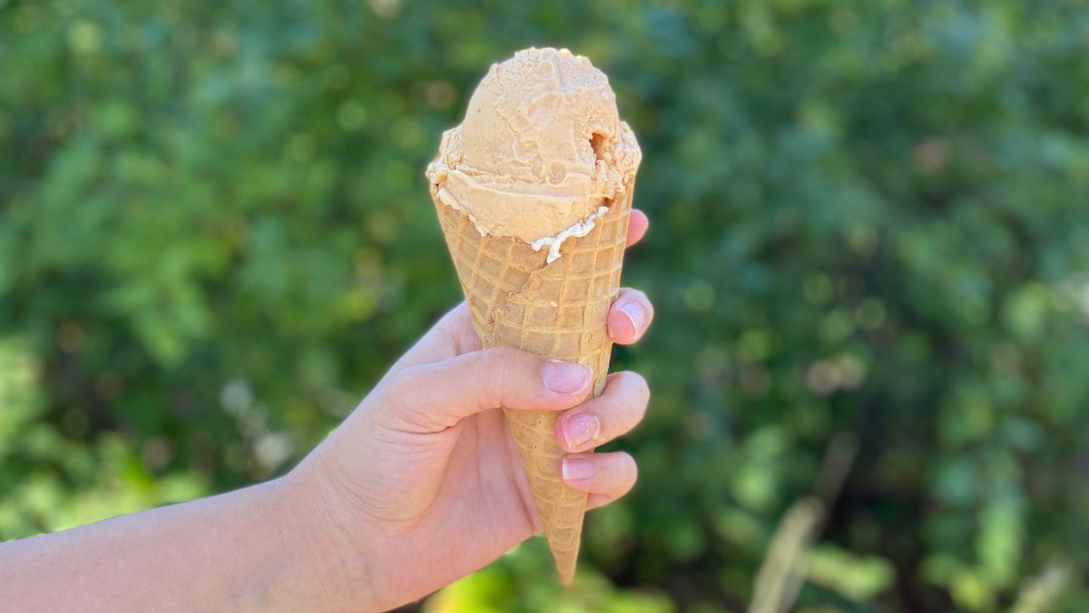 ReadBetweenTheLynes tweet media