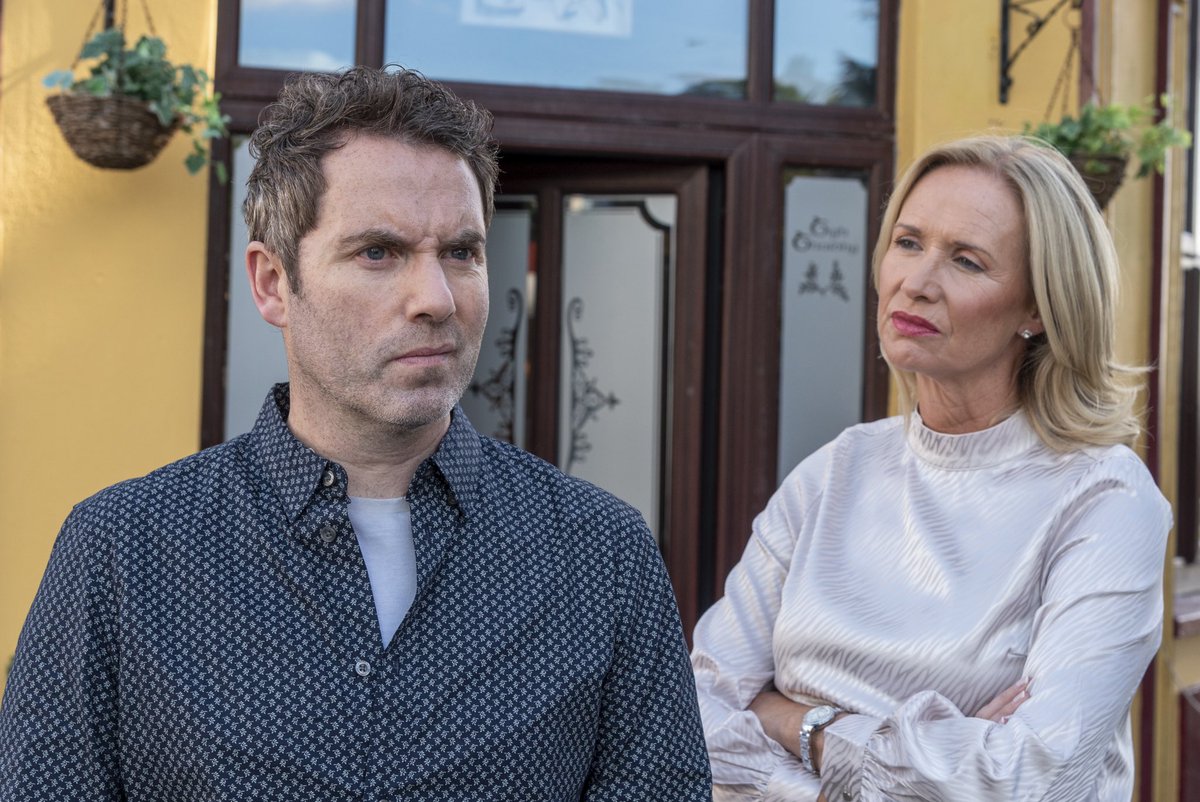 dmpr_galway's tweet photo. An inseoidh Greg an fhírinn anocht @RosnaRun 8.30pm @tg4. 
An dtabharfaidh Caitríona aghaidh ar Niall? An oibreoidh plean Mhalachaí?  Bígí ag breathnú #tv #dráma #gaeilge #gaeltacht #chonamara #connemara #gaillimhabú https://t.co/fSDSE0zled