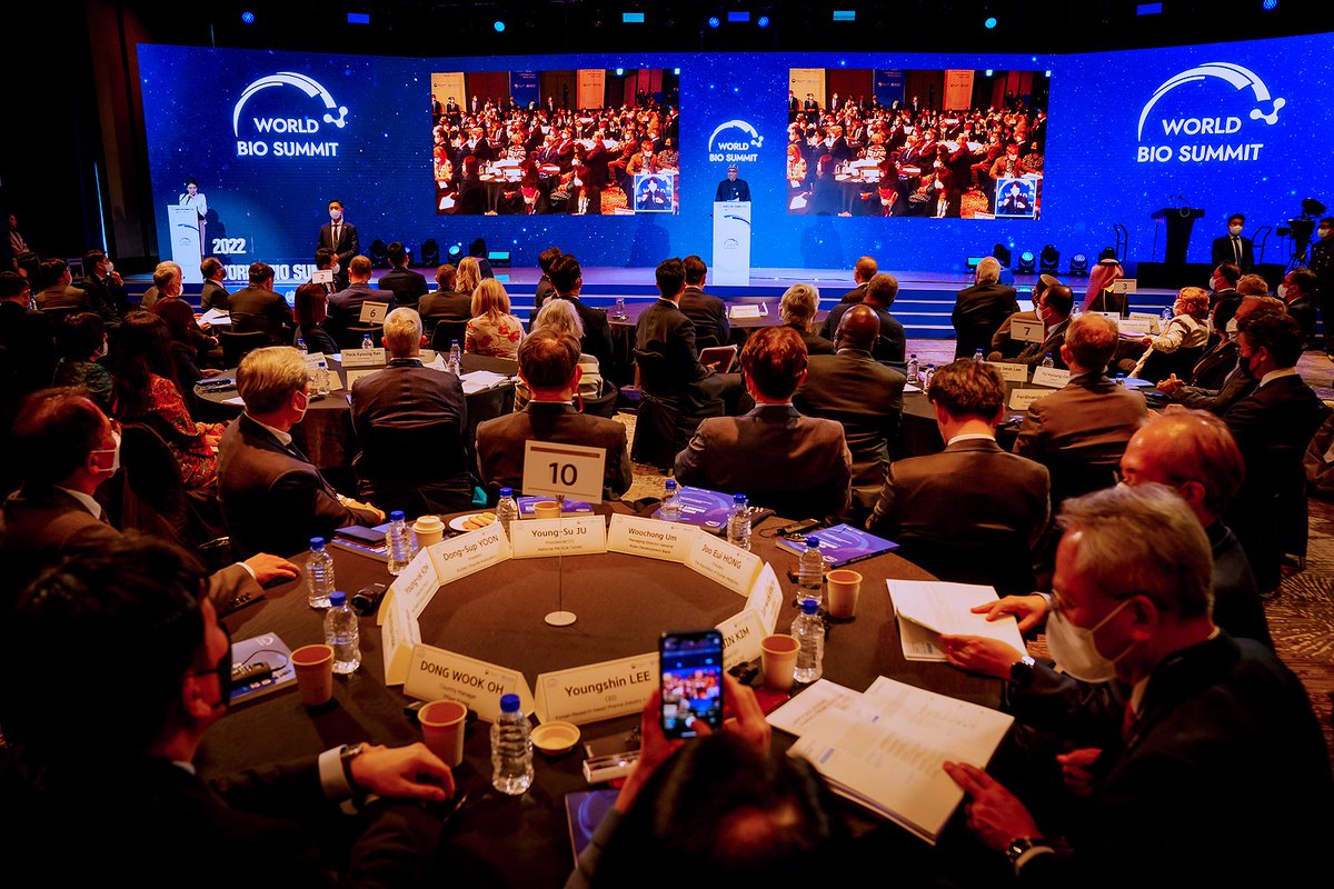 Geoffrey Onyeama tweet media