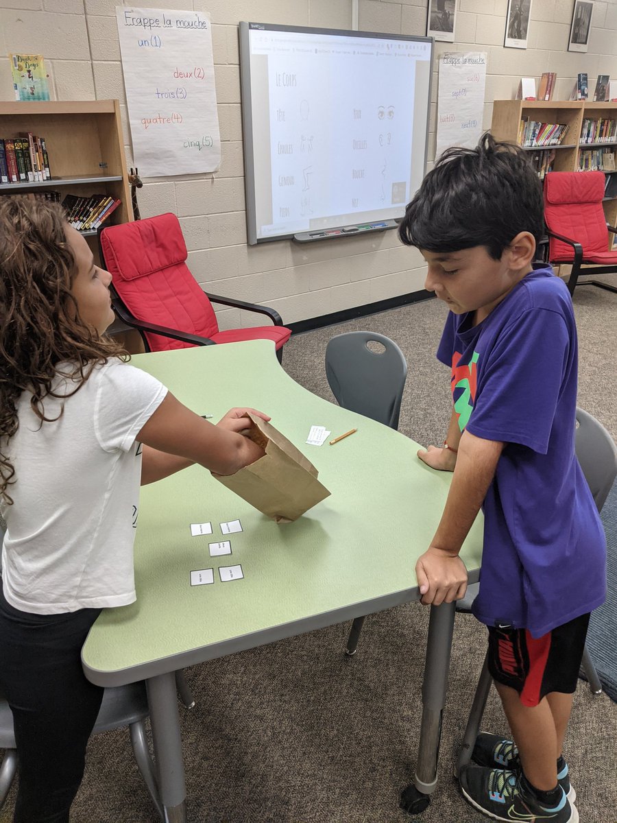 BOOM! 💥 A fun way to learn/review parts of the body en français! Pick a card from the bag. If it's a French word, then you keep it. If it's a BOOM, you put all of your cards back in the bag! <a href="/Mrs_Kelcey/">Janet Kelcey</a> <a href="/merritt_ps/">WilliamHamiltonMerrittPS</a>