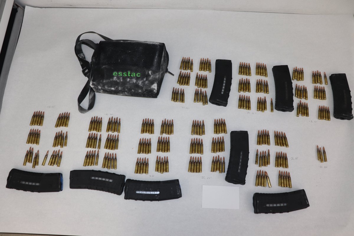 SLMPD's tweet photo. Here are some photos of the suspect's recovered weapon &amp; ammunition from yesterday's school shooting incident. https://t.co/EiW6lwVVYS