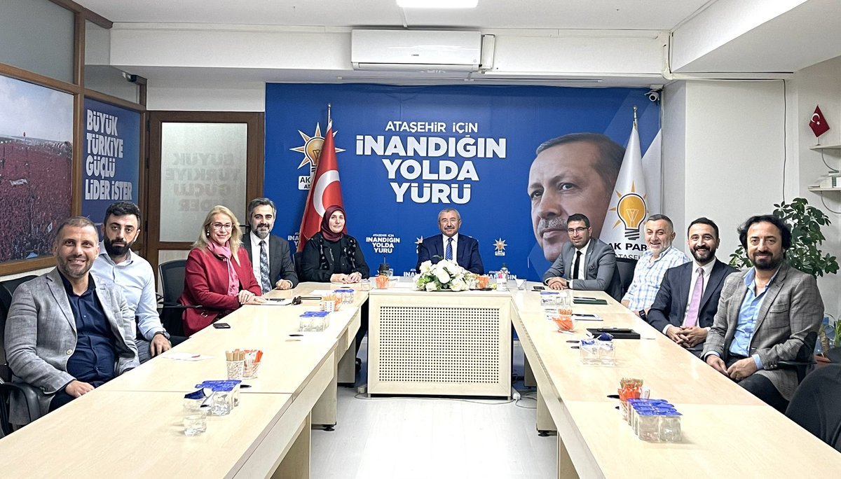 bbismailerdem's tweet photo. İlçe yürütme ve yönetim kurulu toplantımızı; İl yönetim kur.üyemiz @ZEYBAY katılımıyla gerçekleştirdik.

Hedef ve ideallerimiz için ekip ruhuyla çalışmalarımıza devam ediyoruz. @Akparti @atasehirakparti 

Hedef 2023  2024 

“Mesele MEMLEKET Meselesi” https://t.co/ffN4Lcl4Zo