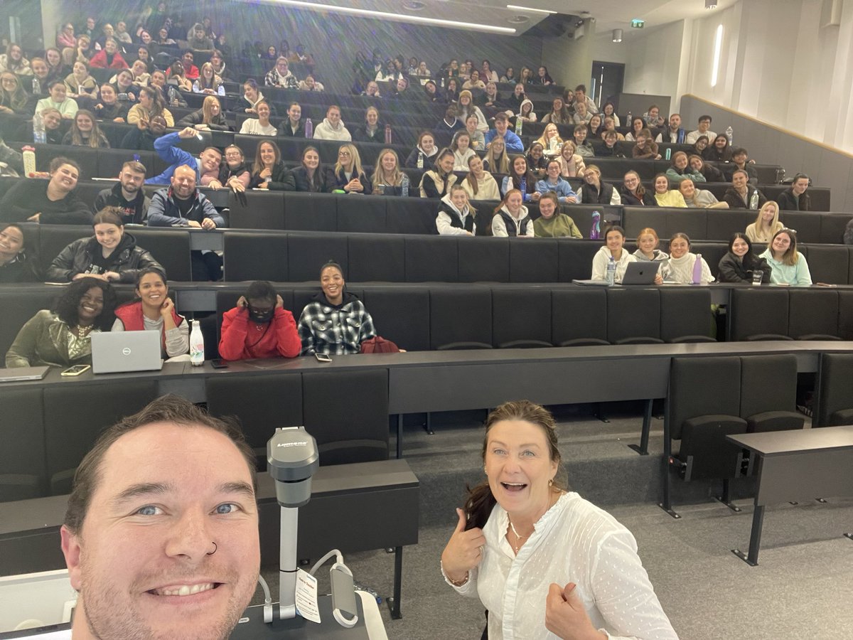 tharry's tweet photo. Today- wonderful @jpccampbell former #PRCN @DCUAlumni @DCUSNPCH @VLambertDCU talking to #NS112 #dcunurses #nursingstudents #therapeutic #communication & #caring #mentalhealth #children & #youngpeople & #selfcare my students know I love a selfie! @DaireKeogh @ClynesMary @lieabh https://t.co/RAGzreL9zq