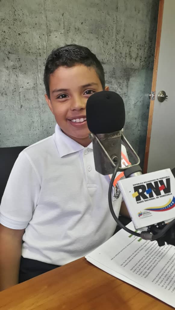 diredurpa's tweet photo. "Radio Escolar al aire" escuelas estadales, incorporando  la radio a la práctica del aula y la escuela a través de R.N.V Radio Nacional de Venezuela 105.7fm Canal Táchira @YuniorClavijoM
@crauetdt @deerdivdoc2022 @diredutachira @crazet2011 @LaAvanzadora @zonaeductachira https://t.co/RtaWXWC5CH