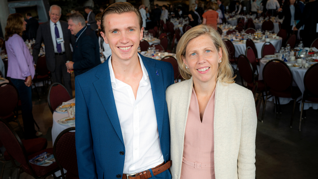 OttawaHospital's tweet photo. When Haydn was diagnosed with stage 3C #RectalCancer, Dr. Rebecca Auer knew there was a strong chance his tumour would have rare molecular alterations. It did — and he had a cutting-edge immunotherapy treatment one year before the world knew about it. https://t.co/AfuYGXyinb https://t.co/LVty1QtfOc