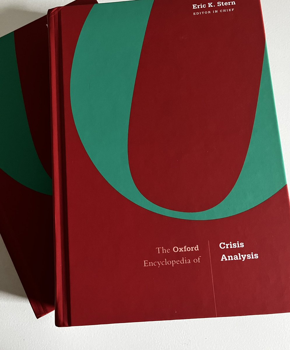 Ryan J. Scott tweet media