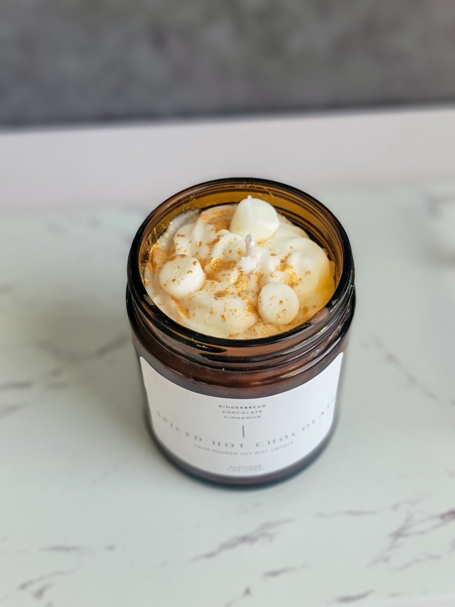 Alchinme's tweet photo. For those missing the dessert hot cocoa candle I made ONLY 5 for the website this season ♡ so grab one while you can! Once they are gone they are gone ❤️ https://t.co/p4SUtWVxC9