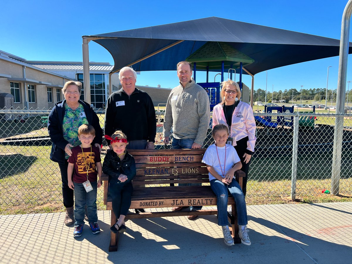 JLA Realty, Montgomery continued their Buddy Bench donations today with benches for the playgrounds at both <a href="/Keenanlions/">Keenan Elementary</a> and <a href="/lse_montgomery/">Lone Star Elementary</a>. Thank you, JLA for offering a sweet place for students to sit with a new friend.
#WeAreMontgomeryISD #OnePathTogether