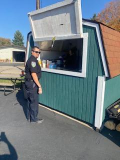 BrodheadBetter's tweet photo. We had such a fantastic day on Saturday doing the brat stand and prescription drug takeback! We collected 4 BOXES of prescription drugs that can now be safely disposed of. Thank you so much to all the community members who supported us. Can't wait to host this event again. https://t.co/xGeXYcEbHe