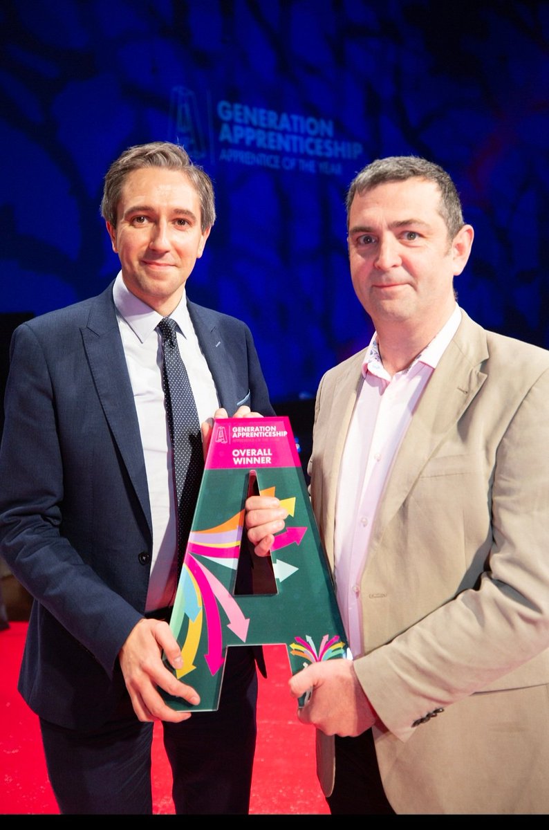 Minister @SimonHarrisTD delighted to honour apprenticeship and present the inaugural Apprentice of the Year Awards. Congratulations to the nominees and the winners. gov.ie/en/press-relea… #GenerationApprenticeship