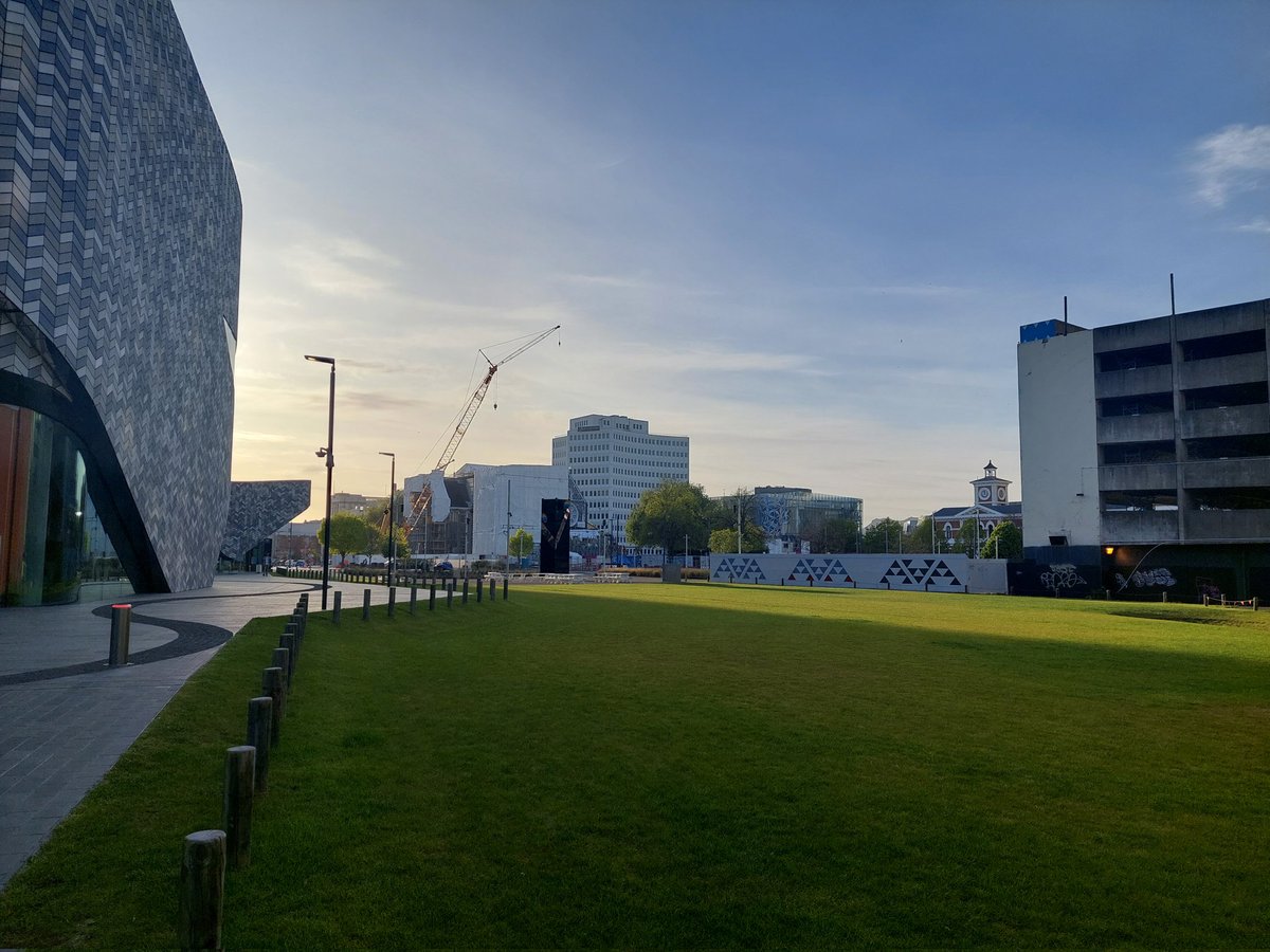 GMortonNZ's tweet photo. Central #Otautahi Christchurch looking fantastic in the morning sun. New convention centre #TePae nicely anchoring the side of the square and activity clearly underway  on the Cathedral restoration. https://t.co/QE3o0oLjI5
