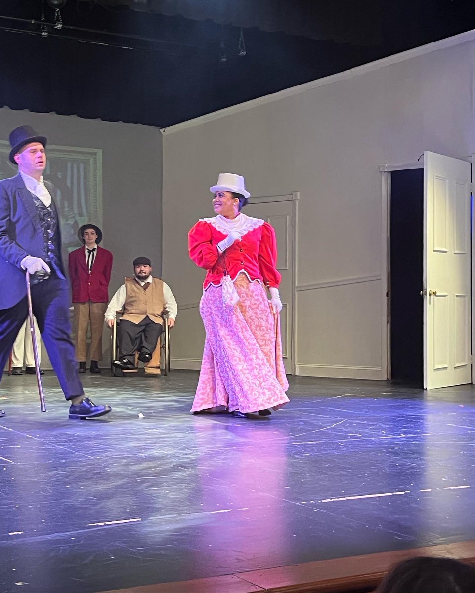 TaleahSings's tweet photo. So grateful for the opportunity to perform as Yvonne/Naomi Eisen in the Wilmington Drama League’s production of “Sunday In The Park With George”! I had a blast &amp; my ❤️ is full! TY to all the amazing cast &amp; crew for this experience! 
#TaleahTuesday 

#musicaltheatre #TaleahSings https://t.co/kpWZRQD3hj