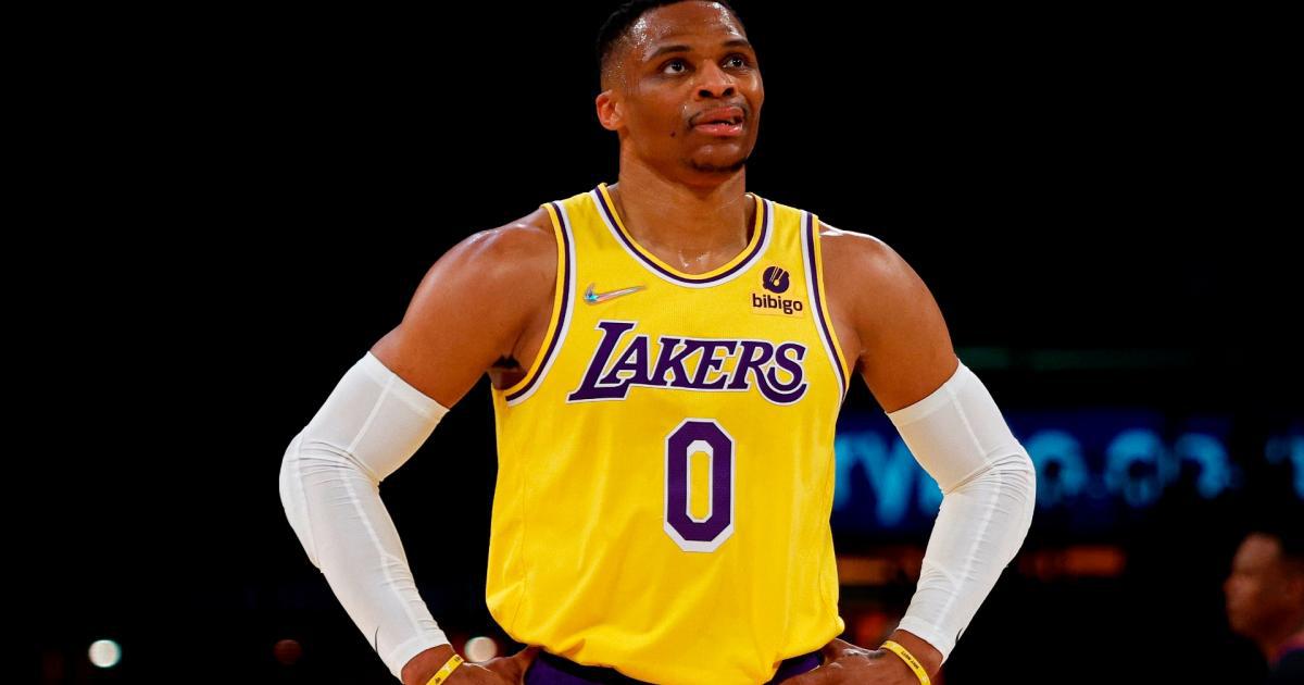 NBAMemes's tweet photo. Alex Caruso ($9M), KCP ($14M), and Kyle Kuzma ($13M) have a lower combined salary ($36M) than Russell Westbrook ($47M) this season https://t.co/HOVFLIULC4