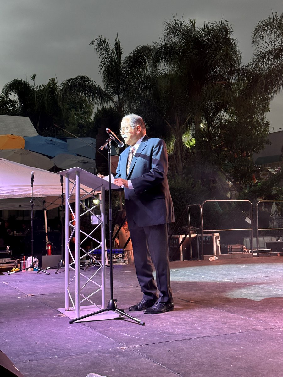 AsmJoseMedina's tweet photo. This past weekend, I joined our community in celebrating the opening of the Mission Heritage Plaza and @inlandcivrights. It was inspiring to see a space built for the community with affordable housing and the defense and advancement of civil rights. https://t.co/ArfUB3HXfE