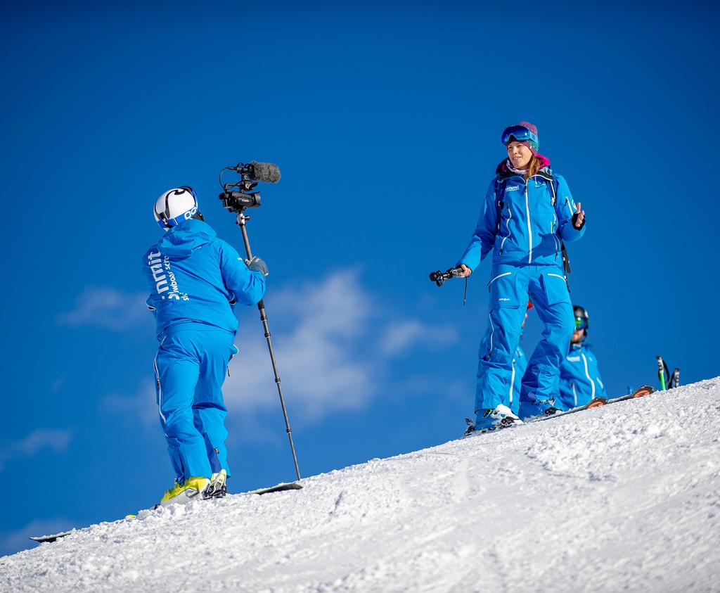 Our early season team training is a great chance to get lots of photos of the Summit team skiing together and do some filming of content for the winter ahead....

Is there any content you'd like to see from us this season?
⛷️🏂️🏔️🚠🎥📷️