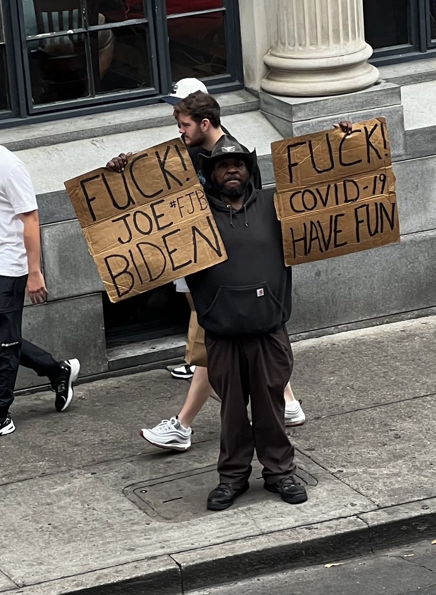 extubes98's tweet image. Nashville has it going on! #FJB