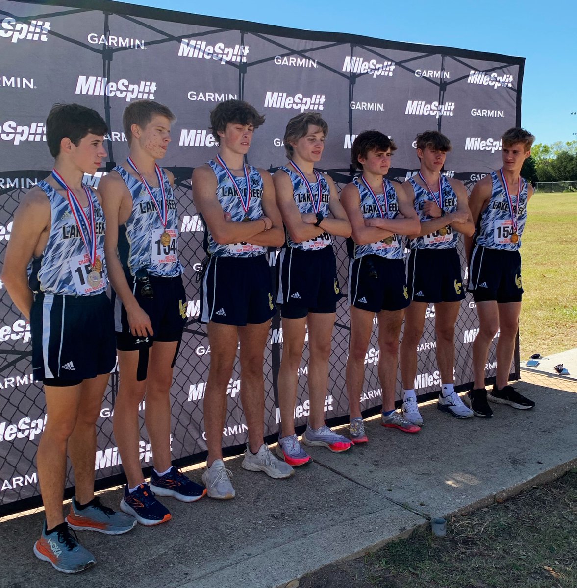 Guess who’s headed to Round Rock?!?! 😎 
#LCXCState2022🦁