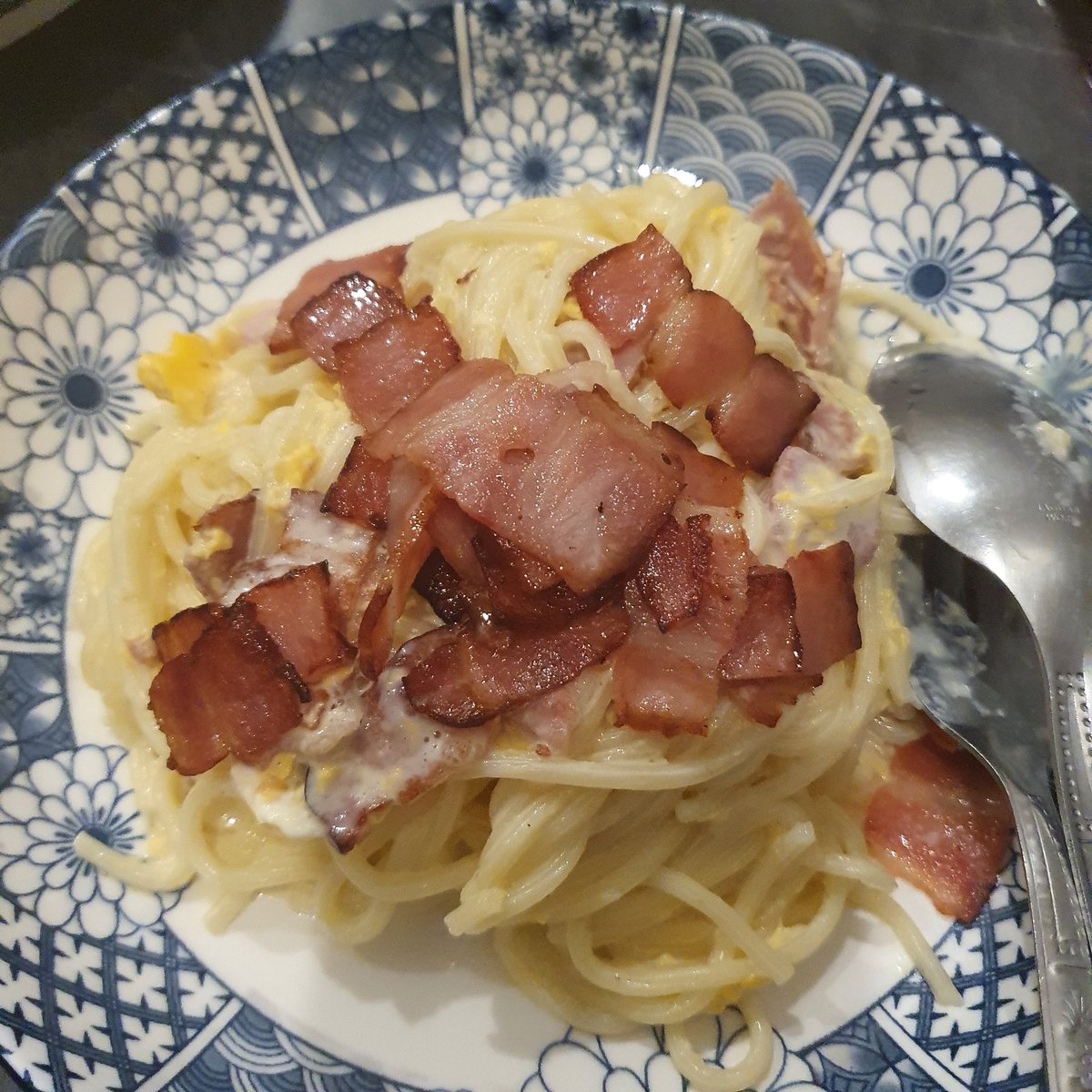 ตื่นมาทำกินตอนตีหนึ่ง