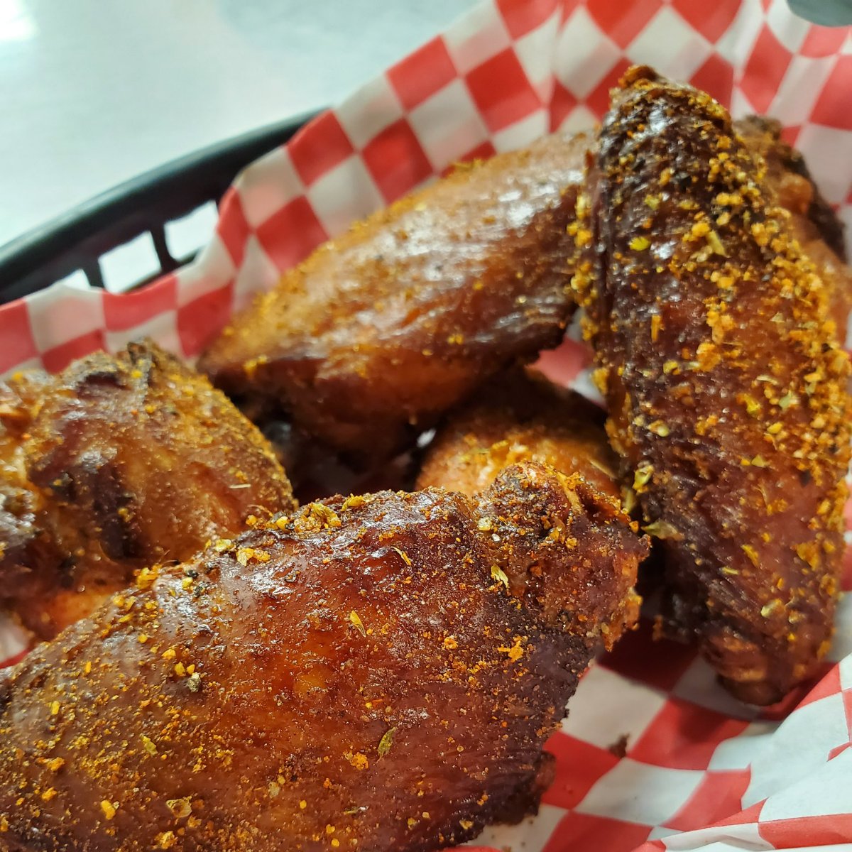 rsbbque's tweet image. The best things in life are full of flavor, and you can find plenty of that on our menu! 🤤