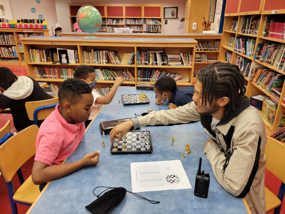 MMCCenter's tweet photo. Students working on their #chess game at #SONYC Capital Charter and  Compass 153 . @NYCYouth @NYC Department of Youth and Community Development #afterschool #chessclub https://t.co/m2bVN0VxNl