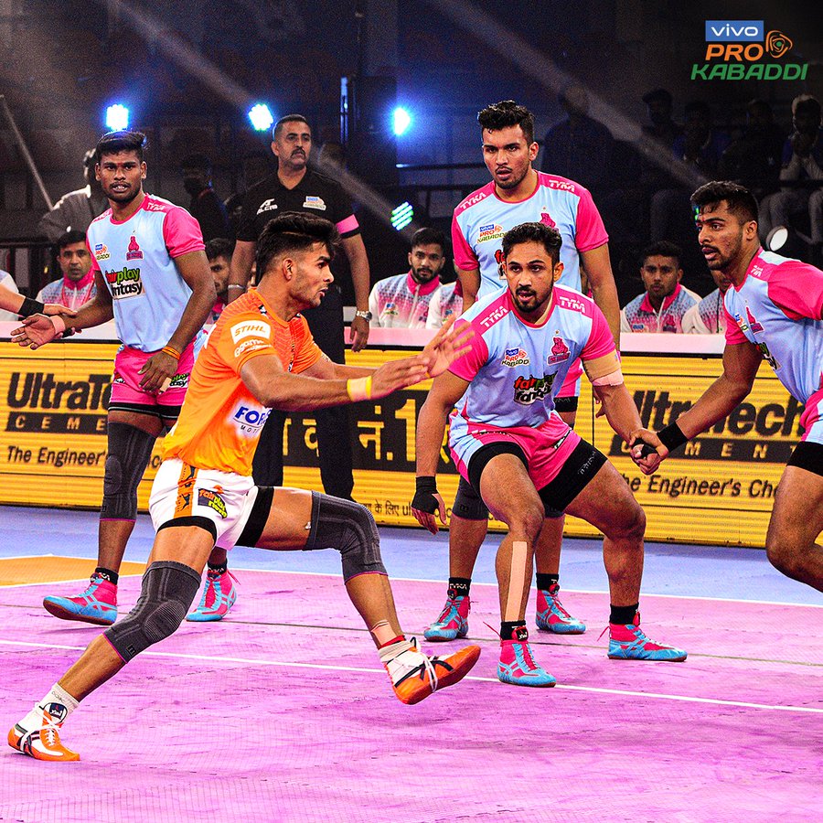 Puneri Paltan vs Jaipur Pink Panthers live vivo Pro Kabaddi score - vivo  Pro Kabaddi League