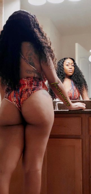 Kiss My Ass If You&rsquo;re Hating 💋 https://t.co/FnLCNAFsBd<a href="/tag/footfetish"class="tags"><span>#footfetish</span></a><a href="/tag/feet"class="tags"><span>#feet</span></a><a href="/tag/toes"class="tags"><span>#toes</span></a><a href="/tag/shoeplay"class="tags"><span>#shoeplay</span></a>