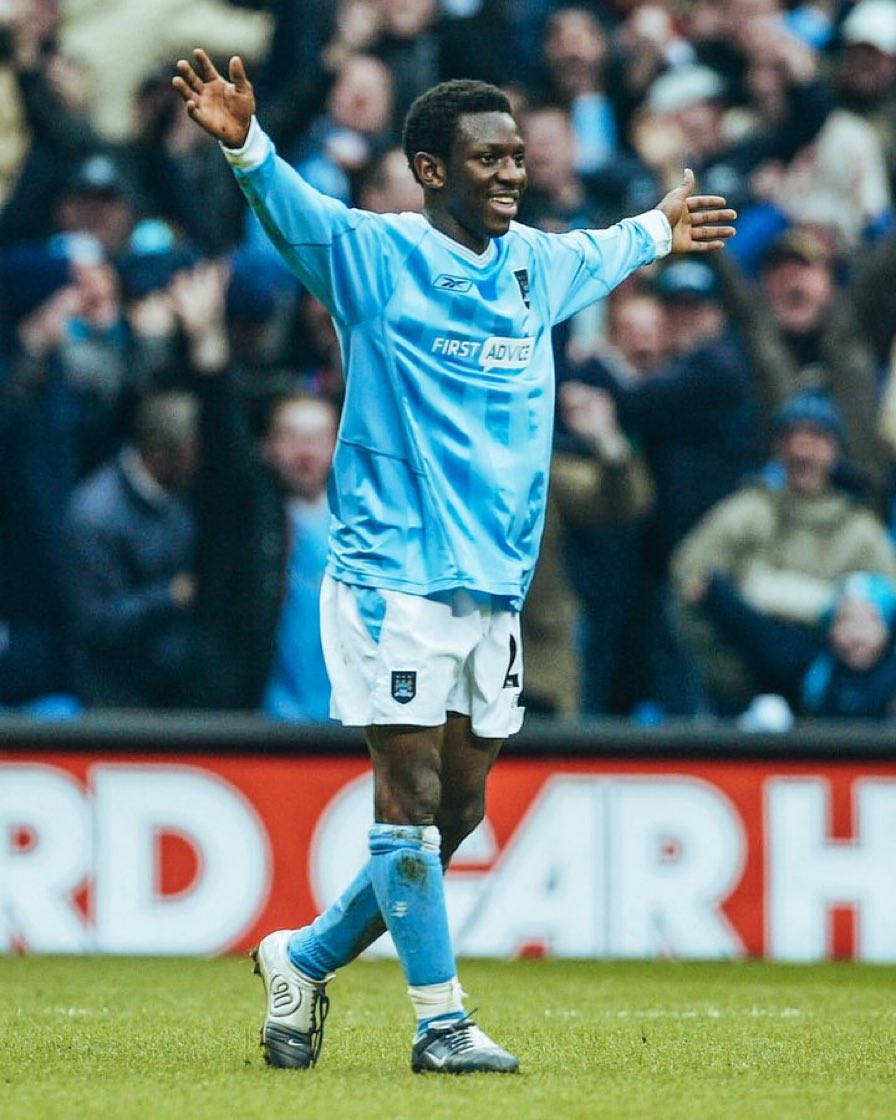 Happy birthday to <a href="/swp29/">Shaun Wright-Phillips</a>!

Got a pic with this #ManCity legend from our travels around 🇺🇸?