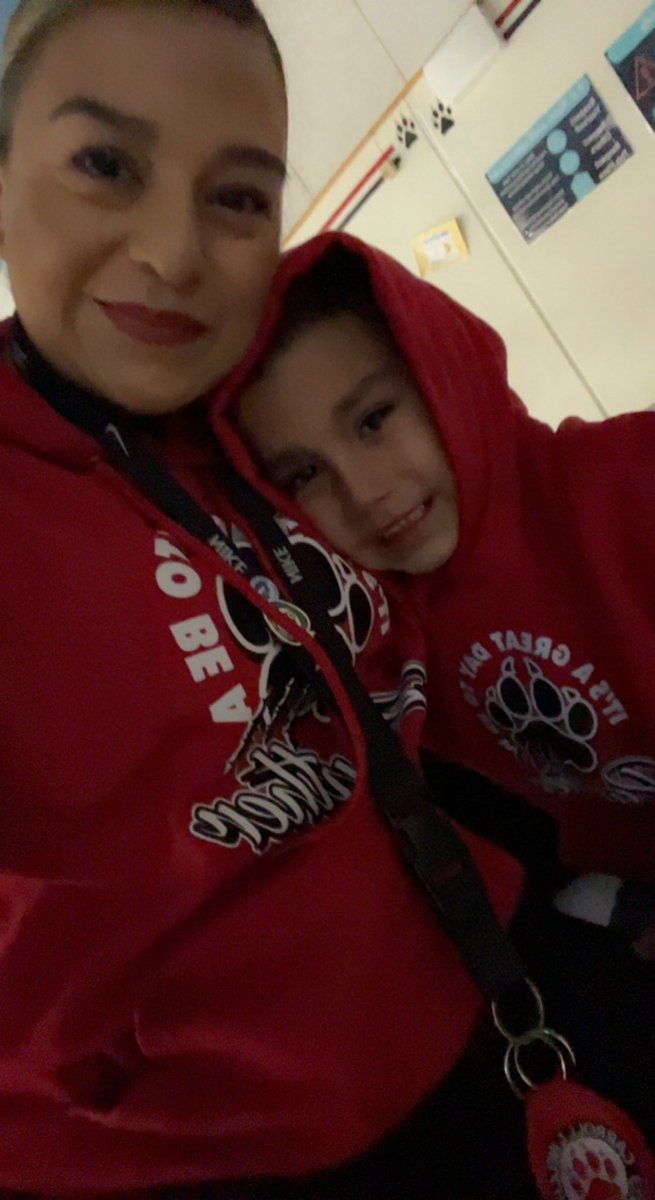 coachramirez23's tweet photo. Twin day for Day 2! Coach DJ and found some mini twins during Kinder β€οΈπΎπ€π¦#PAWsomePanthers are #ScorpionStrong #HorizonFeederPattern #StrongerTogether #HorizonHomecoming #WeAreClintISD https://t.co/W4JQoFoVPB